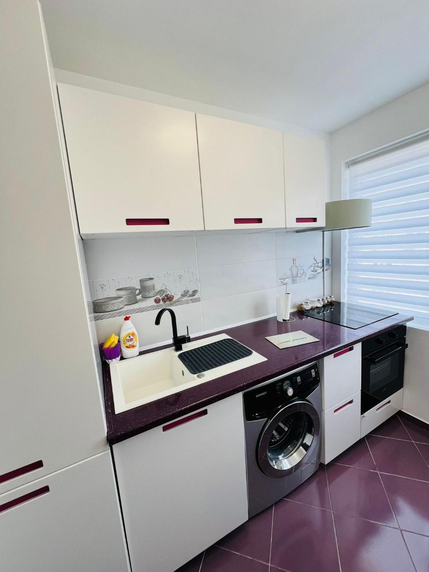 Apartament Naty Apartment Bucharest Exterior photo