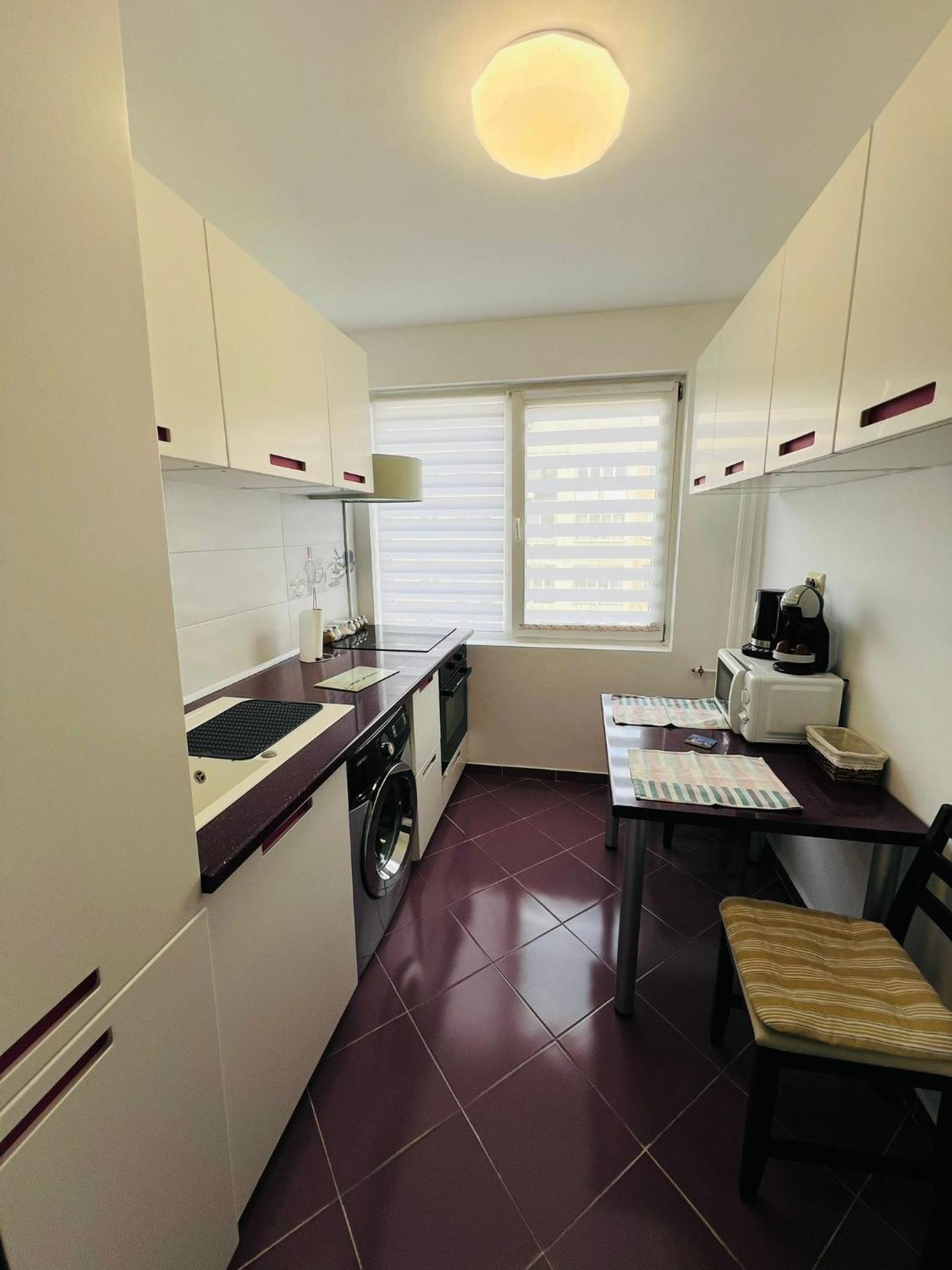 Apartament Naty Apartment Bucharest Exterior photo